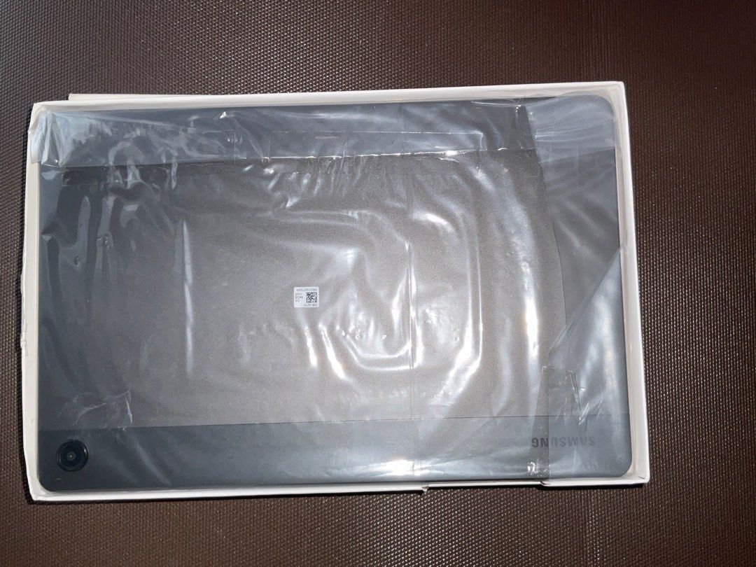 Galaxy Tablet A9+ (Category: Android) located in Manila. Submitted by 2025.gadgetspot (Listing ID 1384653587, Image 2). Description: FS: GALAXY TAB A9+ 64gb (wifi only) selling for 10k - still negotiable unsealed brandnew & authentic from US. - unregistered. - no issues at all & never been used - still has warranty from samsung US. can do meetups / shipping 📍qc pm if interested..