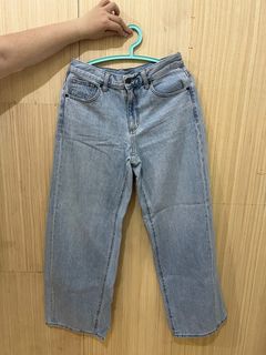 (Category: ) located in . Submitted by jclosetsale (Listing ID 1384760256, Image 1). Description: .