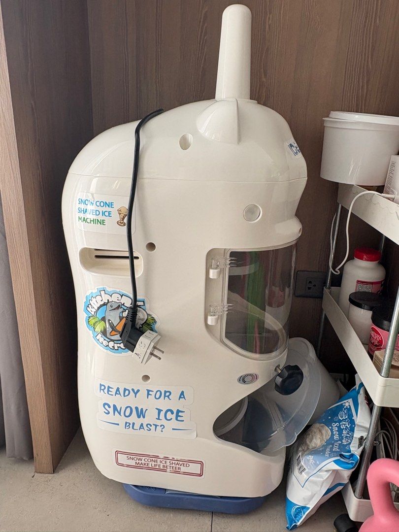 High Quality Snow Ice Shaving Machine (Category: Ice-cream Makers) located in Manila. Submitted by antonabes41045 (Listing ID 1384726041, Image 3). Description: Ice Shaving Machine for Bingsu, Halo-Halo, Kakigori, etc. ● Special design, safer to use, easy to use ● Spiral shaft, simple and convenient, cutting ice cubes ● The thickened stainless steel razor blade greatly improves the crushing efficiencyThis is the crusher ideal for shaved ice, snow