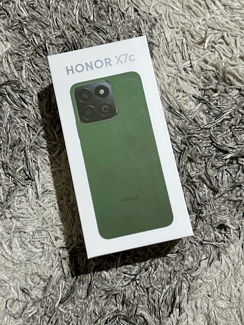 HONOR X7C 256 GB - BRAND NEW (Category: Android Others) located in Manila. Submitted by kimchi0805md (Listing ID 1384801530, Image 1). Description: Honor X7C 256 GB - Brand New!!!💯💯💯 -Midnight Black -Globe locked -Opened only for demo (inside globe store) and for listing purposes -With globe receipt priced at ₱9,999 -1 year warranty until August 4, 2026 -Check all you want onced picked up or received **slightly negotiable**.