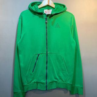 (Kategori: ) berada di . Dikirim oleh hns_thrift_ (ID iklan 1384770789, Gambar 1). Deskripsi: .
