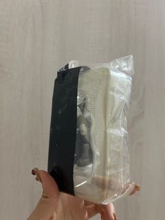 由 dogggggggg (刊登 ID 1384824289，圖片 1) 提交，位於 的 (類別：)，說明：。