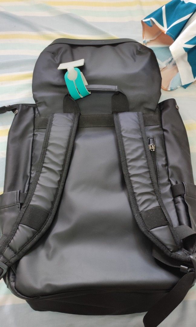 Leatherette Laptop Backpack (Category: Laptop Bags & Sleeves) located in Marikina City. Submitted by rachki (Listing ID 1384644541, Image 2). Description: can fit a 15" laptop very good condition shipping from Marikina.