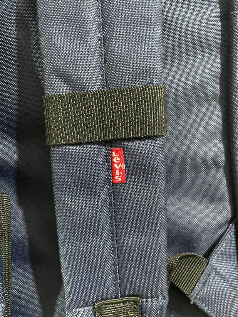 LEVIS BACKPACK SALE 1,499 (Category: Backpacks) located in Manila. Submitted by shoestogomanila (Listing ID 1375517322, Image 3). Description: Levis backpack waterproof sale 1,499.