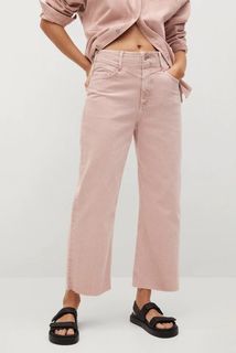 (Category: ) located in . Submitted by personalwardrobe03 (Listing ID 1384732894, Image 1). Description: .