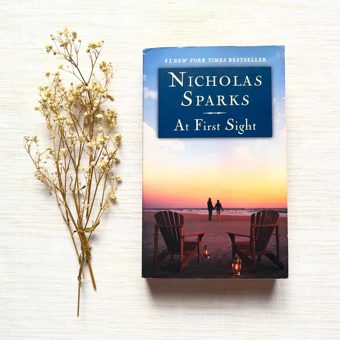 (MMPB) At First Sight by Nicholas Sparks, Hobbies & Toys,