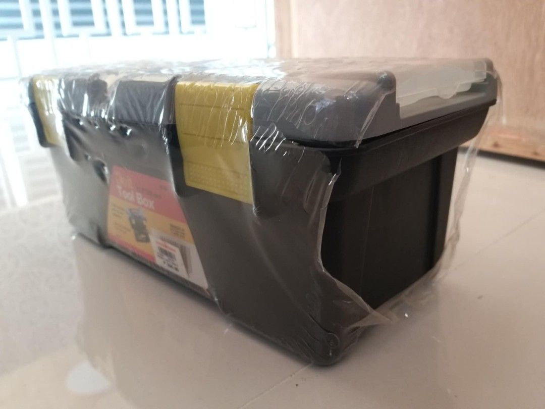 New Tool Box (Do it Brand from Handyman) (Category: Construction Tools & Equipment) located in Manila. Submitted by amarijapansurplus (Listing ID 1384674436, Image 3). Description: New Tool Box (Do it Brand from Handyman) what u see is what u get as is MOD:Pick-up or Lalamove (motorcycle) Loc. Panginay, Balagtas, Bulacan.