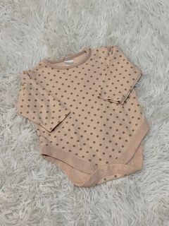 (Category: ) located in . Submitted by thriftqueennn (Listing ID 1384813881, Image 1). Description: .