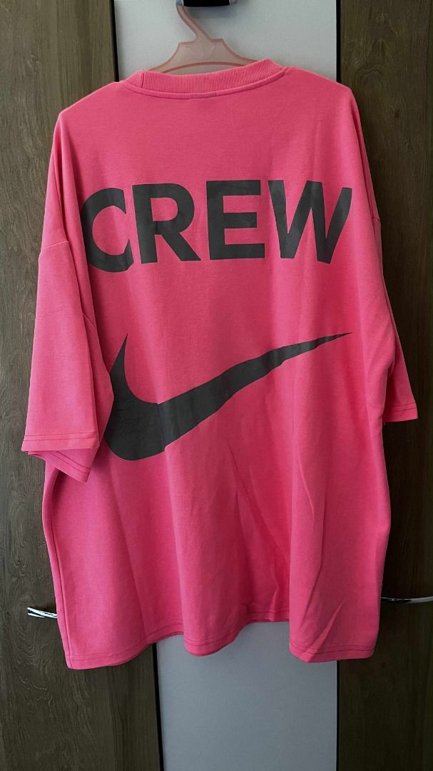 NIKE X AMBUSH REFLECTIVE CREW (Category: Tshirts & Polo Shirts ) located in Cabuyao City. Submitted by cutxroat (Listing ID 1384667354, Image 2). Description: NIKE X AMBUSH REFLECTIVE CREW COLOR RATE 8/10 CONDITION 8.5/10 L:29 WIDTH: 25 ISSUE: CRACK SA BACKPRINT LAGUNA - CARMONA #NIKE #AMBUSH #CREW .