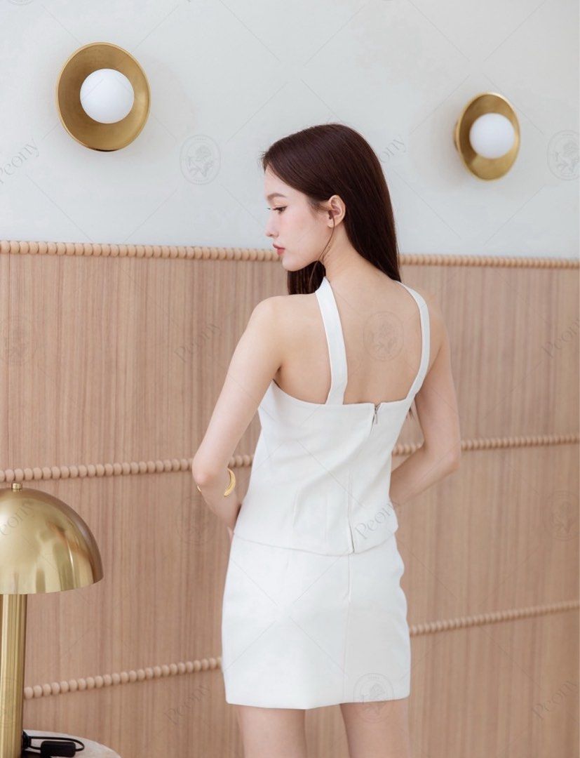 Peony Delma Set Coords White size Large (Category: Sets or Coordinates) located in Taguig. Submitted by jddeclutter (Listing ID 1384652392, Image 3). Description: Brand new with tags!! Size Large Ready to lalalamove.