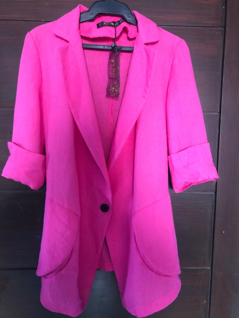 Pink Blazer (Category: Coats, Jackets and Outerwear) located in Muntinlupa City. Submitted by iampinks (Listing ID 1384686552, Image 1). Description: Excellent condition. Medium to large. Pre loved..