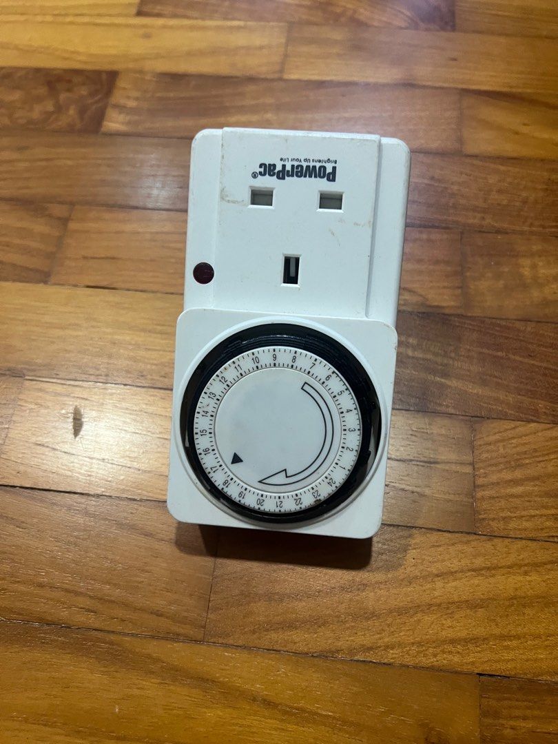 PowerPac switcheTimer (Category: Other Home Appliances) located in Singapore. Submitted by caidili (Listing ID 1384635201, Image 1). Description: PowerPac programmable timer. Allows you to set appliances to turn on and off automatically. Easy to use and helps save energy. In good working condition..