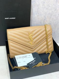 (Kategori: ) berada di . Dikirim oleh brandedboutiquez (ID iklan 1384650308, Gambar 1). Deskripsi: .