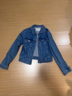 (Category: ) located in . Submitted by thethriftyshopper (Listing ID 1384668197, Image 1). Description: .