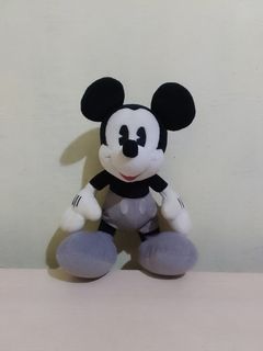 (Kategori: ) berada di . Dikirim oleh sixxgarage (ID iklan 1384756508, Gambar 1). Deskripsi: .