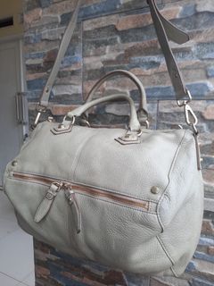 (Kategori: ) berada di . Dikirim oleh rumahdaun (ID iklan 1384745683, Gambar 1). Deskripsi: .