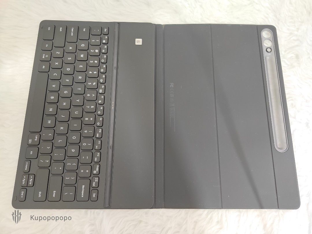 Samsung Book Keyboard | Galaxy Tab S9+ (Category: Other Mobile & Gadget Accessories) located in Antipolo. Submitted by behowling (Listing ID 1384726153, Image 2). Description: RFS: Preferred detachable keyboard Complete w/ box & manual May sticker design po to avoid gasgas/dents. No issue, barely used..