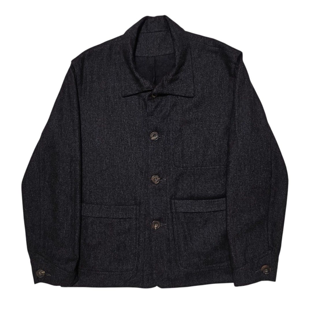 S.E.H. Kelly Charcoal Black Wool Cashmere Work Jacket (Category: Coats, Jackets and Outerwear) located in Dinalupihan. Submitted by brokencasket (Listing ID 1384762898, Image 1). Description: S.E.H. Kelly Charcoal Black Wool Cashmere Work Jacket Price: 15,000🏷 S.E.H Kelly is a British menswear brand known for its unassuming, timeless, and high-quality clothing, with a focus on British fabrics and tailoring. The brand emphasizes classic styles, d
