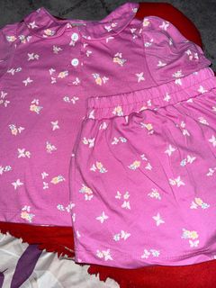 (Category: ) located in . Submitted by nnana81_precinta (Listing ID 1384818790, Image 1). Description: .