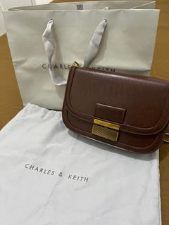 (Kategori: ) berada di . Dikirim oleh prelovedbywinzig (ID iklan 1384720738, Gambar 1). Deskripsi: .
