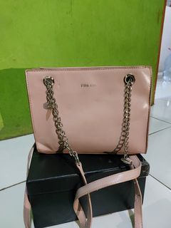 (Kategori: ) berada di . Dikirim oleh naaprelov55 (ID iklan 1384822362, Gambar 1). Deskripsi: .