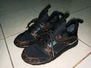 (Kategori: ) berada di . Dikirim oleh hlimastore (ID iklan 1384643116, Gambar 1). Deskripsi: .