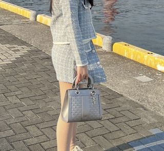 (Kategori: ) berada di . Dikirim oleh vinieees (ID iklan 1384812696, Gambar 1). Deskripsi: .