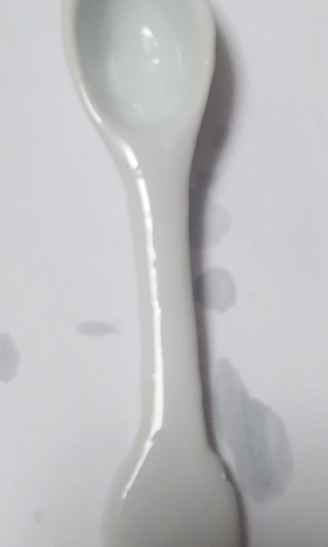 Spatula (Porcelain) (Category: Medical Supplies & Tools) located in Marikina City. Submitted by seller11.345 (Listing ID 1384773903, Image 1). Description: Spatula (Porcelain) Available stocks.