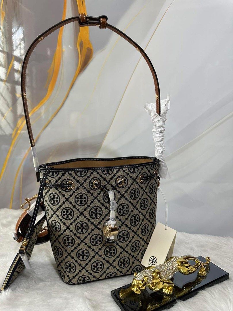 Tory Burch bucket bag 女裝 手袋及銀包 單肩包 Carousell