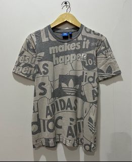 (Kategori: ) berada di . Dikirim oleh sultancuan308_thrift (ID iklan 1384779032, Gambar 1). Deskripsi: .