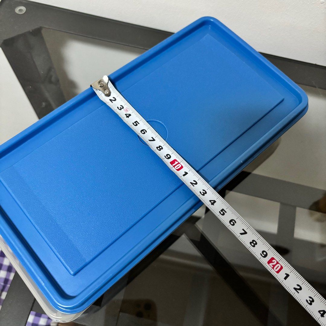 Tupperware Container (Category: Other Kitchen Appliances) located in Singapore. Submitted by endless.sparkles (Listing ID 1384641464, Image 2). Description: Used once only. .