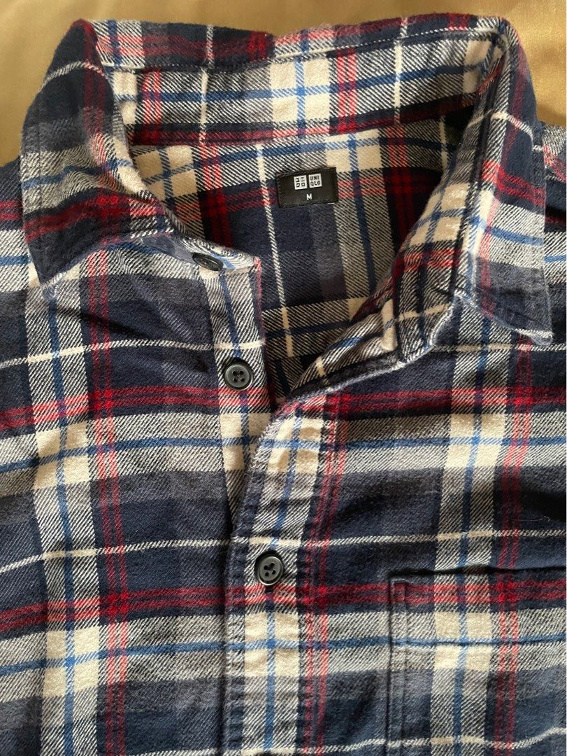 Uniqlo flannel shirt (Category: Tshirts & Polo Shirts ) located in Manila. Submitted by lrj_stuff (Listing ID 1384768507, Image 3). Description: .