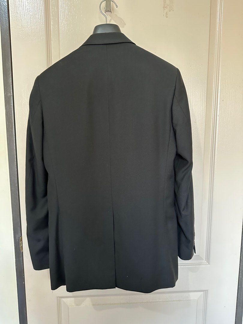 Wharton black coat for sale (small to medium) (Category: Coats, Jackets and Outerwear) located in Taguig. Submitted by ejdangla (Listing ID 1384733698, Image 2). Description: Selling my pre-loved blazer from Wharton. Dry cleaning maintained. No hanger and suit cover. Please check the photos for more info. RFS: It doesn't fit me anymore. MOP: Cash, GCash, Maya, bank transfer Shipping c/o buyer. .