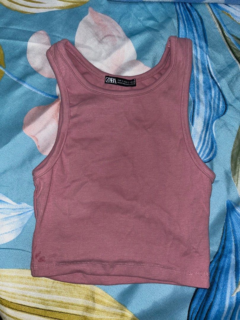 zara pink ribbed tank top (Category: Sleeveless) located in Los Banos. Submitted by laurenecf (Listing ID 1384822605, Image 1). Description: small on tag, fits xs-s.