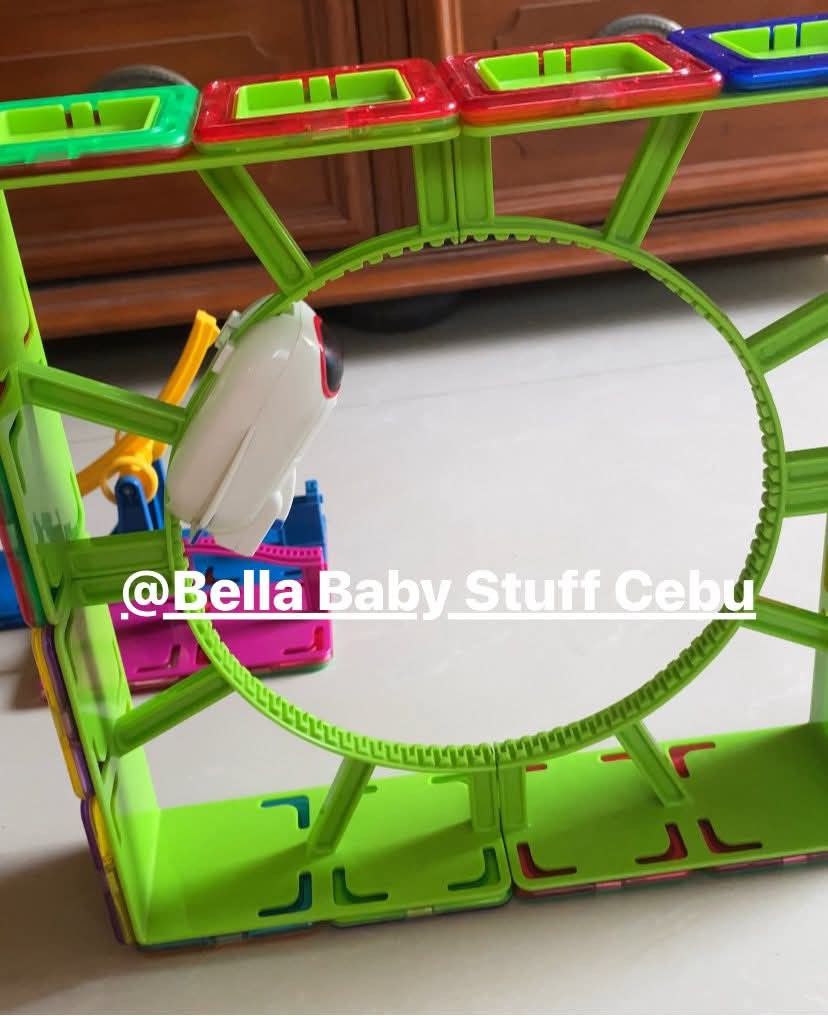 140pcs Magformers Sky Track (Category: Educational & Learning Toys) located in Cebu City. Submitted by bellababystuffcebu (Listing ID 1384944277, Image 3). Description: Magformers Sky Track 140pcs Magformers Sky Track Preloved in Very Good condition Please see video for reference https://fb.watch/BcjD7UwAZ6/? #magformers #magformersskytrack PICK UP TALISAY DELIVERY /SHIPPING BUYERS EXPENSE COD AVAILABLE.