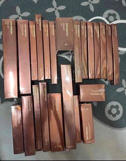 Cheapest in town $150/pc $645/5 pcs Free SF Express Hourglass Makeup Brushes64242863449475110
