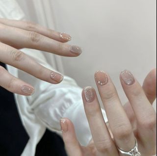 由 yijun_shop (刊登 ID 1384917596，圖片 1) 提交，位於 的 (類別：)，說明：。