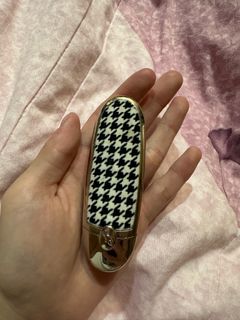 由 bbbbsssss (刊登 ID 1384923334，圖片 1) 提交，位於 的 (類別：)，說明：。
