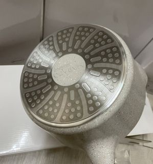 由 xx0952566547 (刊登 ID 1385011677，圖片 1) 提交，位於 的 (類別：)，說明：。