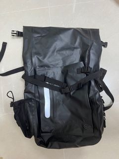 （分類：）位於 。 由 lepetitmanchot 提交（商品編號 1384897793，圖片 1）。簡介： 。