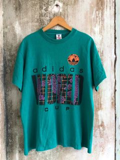 (Kategori: ) berada di . Dikirim oleh sukuthrift_ (ID iklan 1384860312, Gambar 1). Deskripsi: .