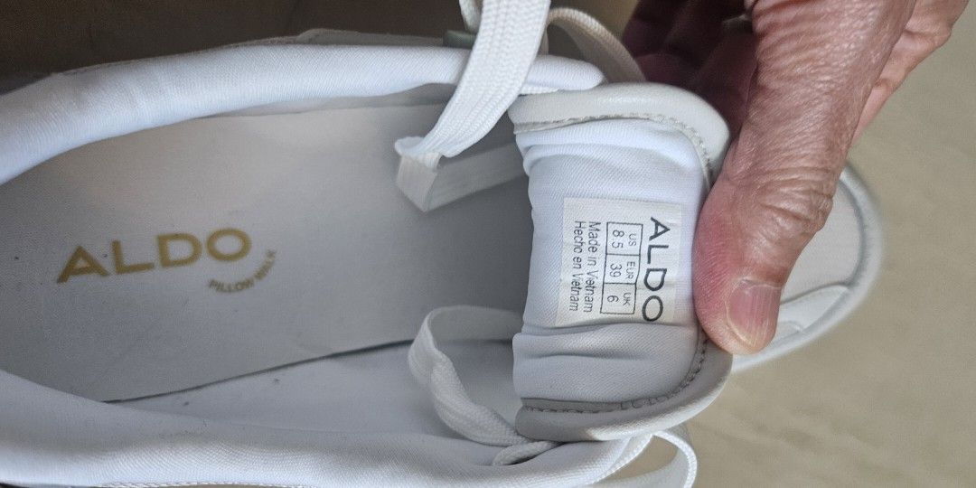 Aldo slightly heeled sneakers 女裝 鞋 波鞋 Carousell
