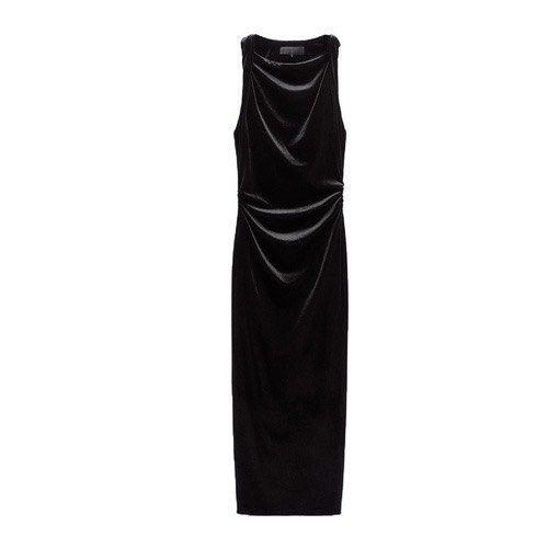 Black Dress (Category: Dresses) located in Makati City. Submitted by mylinx (Listing ID 1385020143, Image 2). Description: It was bought on Sh_pee, used in a wedding, and fits L frame. Height 5’5” Meet up: BGC (Mon-Wed) MRT Boni (Thu-Sun).