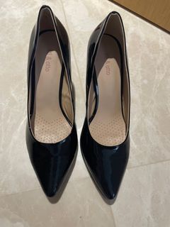 (Category: ) located in . Submitted by HyggeGirl (Listing ID 1384871164, Image 1). Description: .