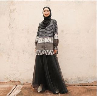 (Kategori: ) berada di . Dikirim oleh preloved_iriana (ID iklan 1384965097, Gambar 1). Deskripsi: .