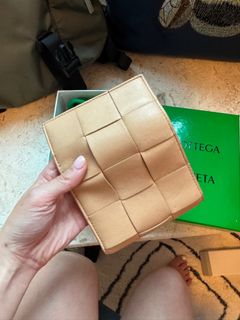 （分類：）位於 。 由 anniwong 提交（商品編號 1384997386，圖片 1）。簡介： 。