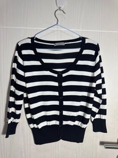 (Kategori: ) berada di . Dikirim oleh christinaa_olshop (ID iklan 1384999525, Gambar 1). Deskripsi: .