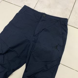 (Category: ) located in . Submitted by rnthriftstore (Listing ID 1384885561, Image 1). Description: .