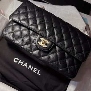 (Category: ) located in . Submitted by luxurylashes (Listing ID 1384845813, Image 1). Description: .