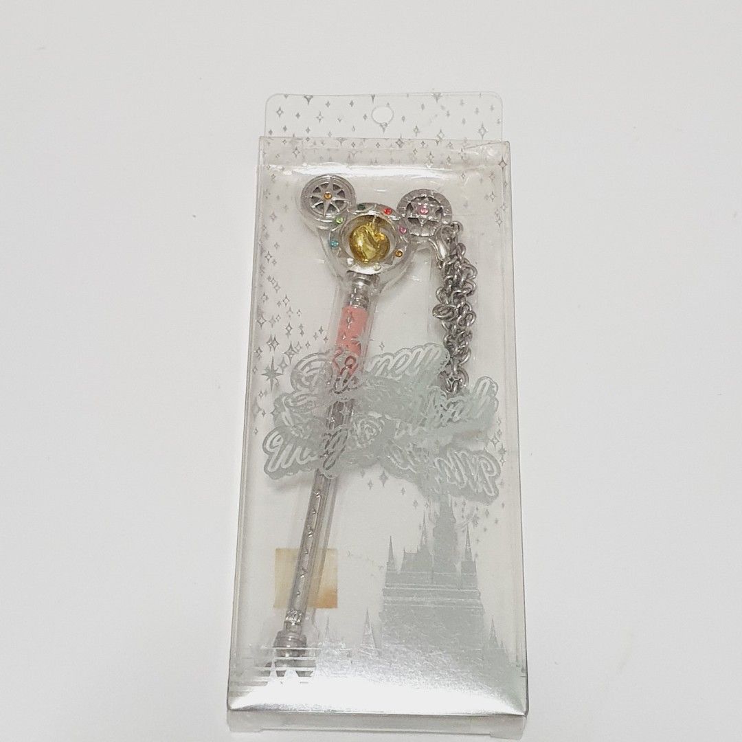 Disney Magical Wand Keychain (Category: Character Goods) located in Taytay. Submitted by kyo.mono (Listing ID 1384984827, Image 1). Description: 💟Follow us on IG: kyo.mono for faster replies TikTok: kyo.mono_ for videos and review Brand new and sealed Packaging not in perfect condition Auth from Japan Actual photo posted.